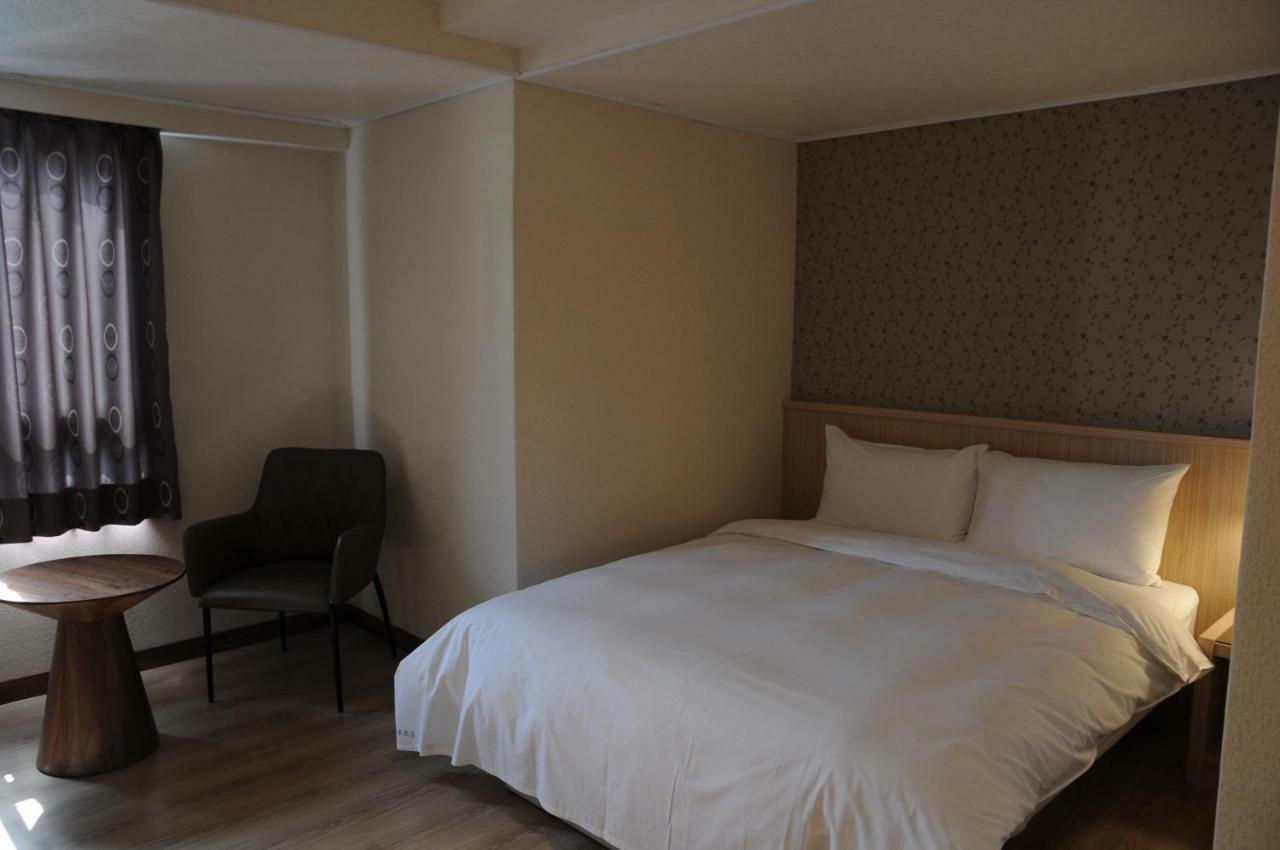 Sung Tai Hotel Kaohsiung Eksteriør billede